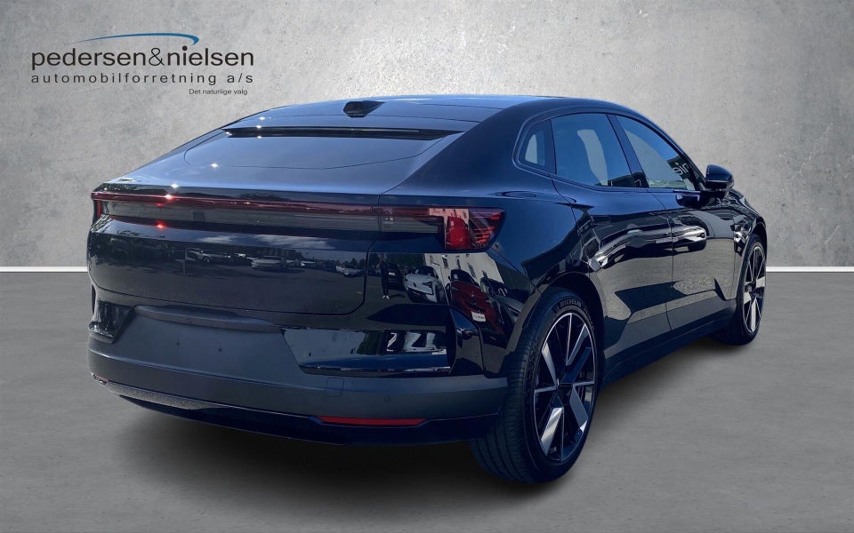 Polestar 4 Long Range Nordic Edition 5d