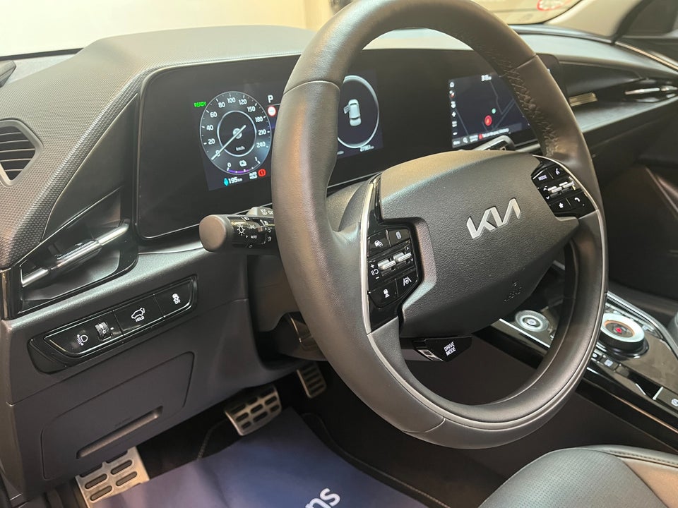 Kia Niro 64 EV Inspiration 5d