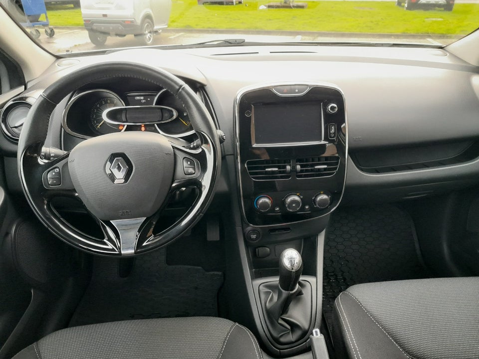 Renault Clio IV 0,9 TCe 90 Expression 5d