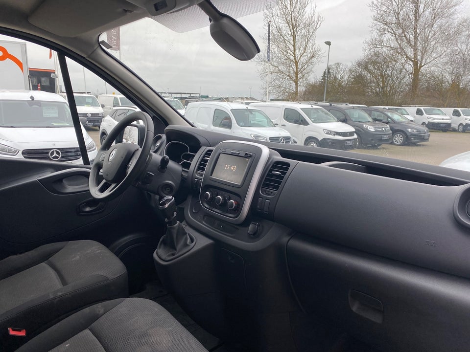 Renault Trafic T29 2,0 dCi 120 L2H1