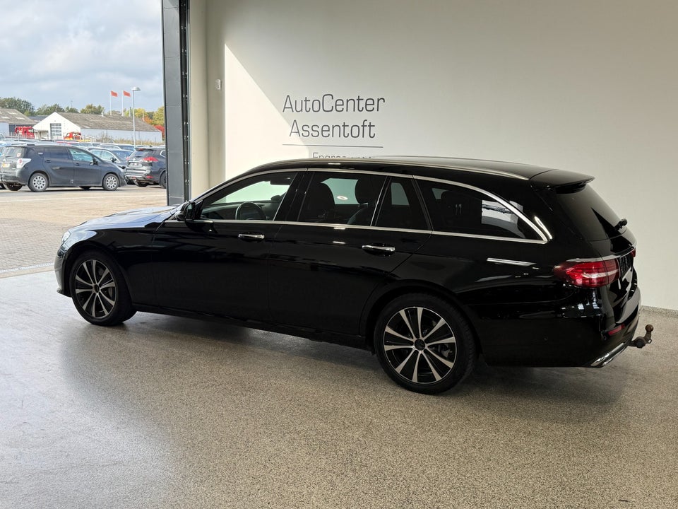 Mercedes E300 de 2,0 stc. aut. 5d