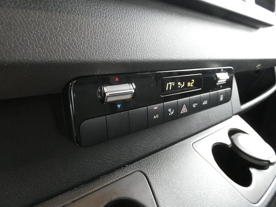 Mercedes Sprinter 317 2,0 CDi A2 Kassevogn aut. RWD