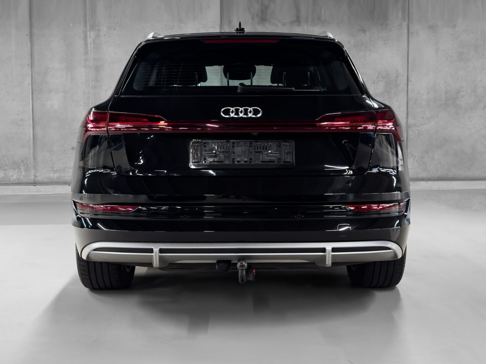 Audi e-tron 50 S-line Prestige quattro 5d