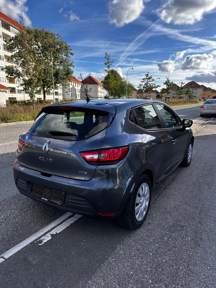 Renault Clio IV 0,9 TCe 90 Zen 5d