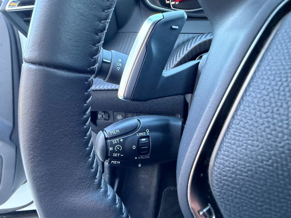 Peugeot 2008 1,2 PureTech 130 Active Pack EAT8 5d