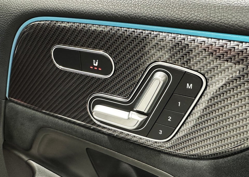 Mercedes B220 2,0 AMG Line aut. 4Matic 5d