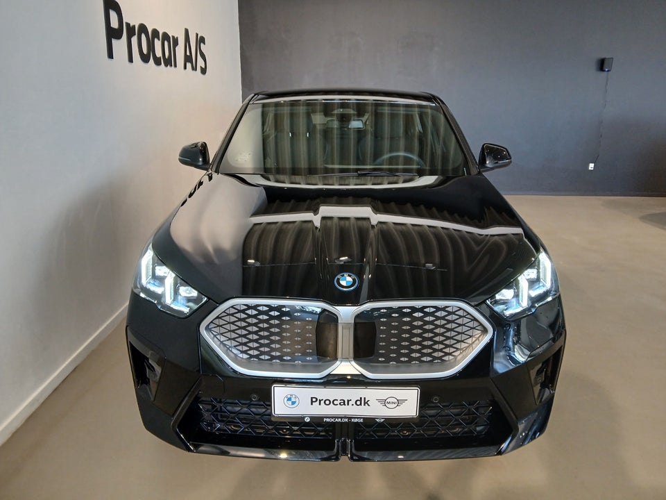 BMW iX2 eDrive20 M-Sport 5d