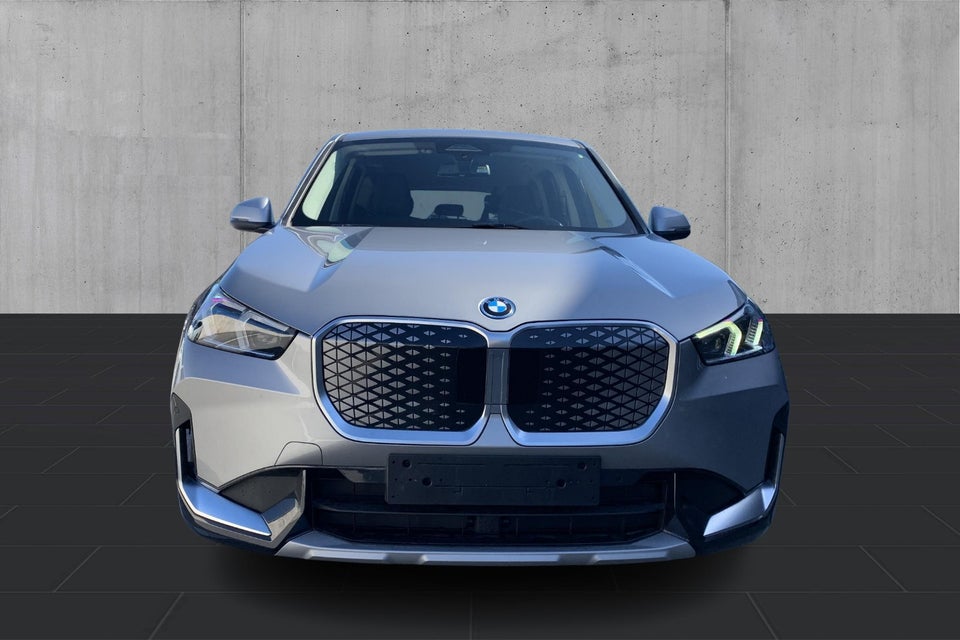 BMW iX1 eDrive20 X-Line 5d