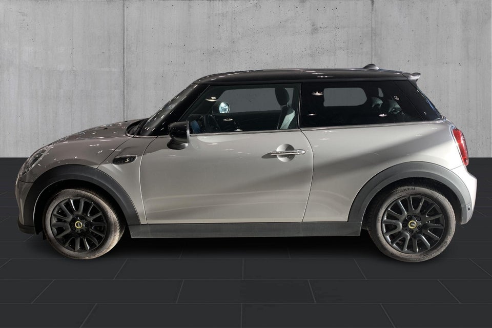 MINI Cooper SE Classic Trim 3d