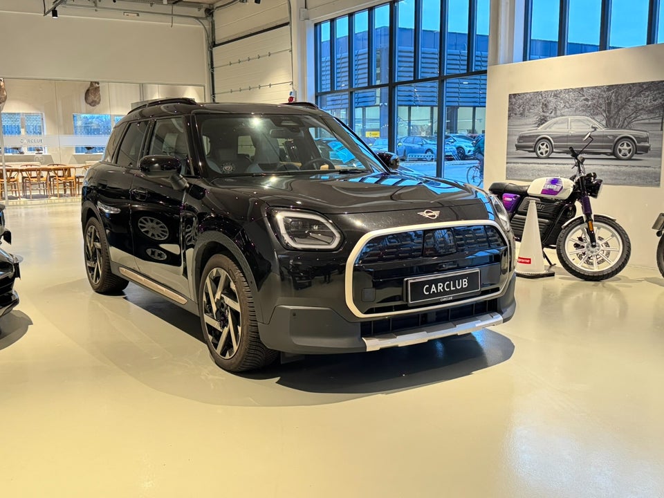 MINI Countryman E Favoured Trim L 5d