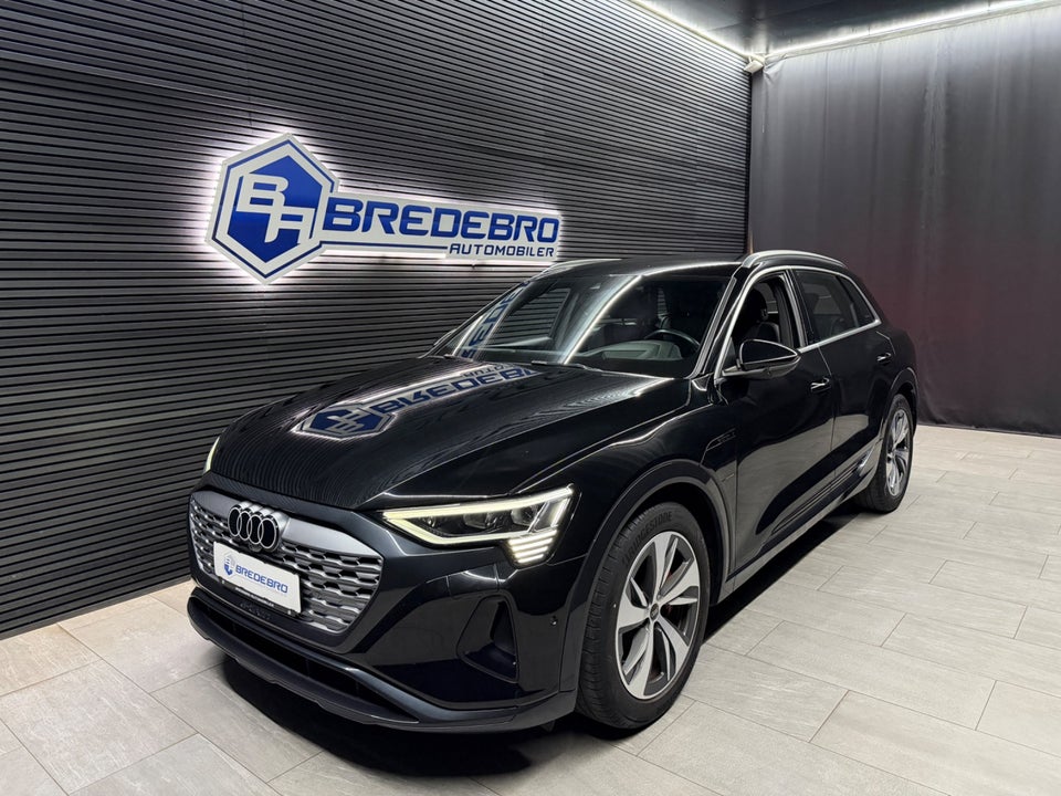 Audi Q8 e-tron 55 Advanced quattro 5d