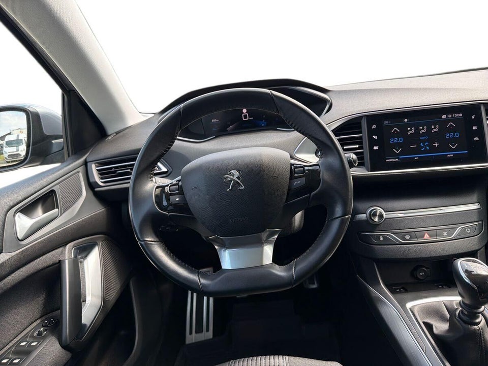Peugeot 308 1,5 BlueHDi 130 Special Pack SW 5d