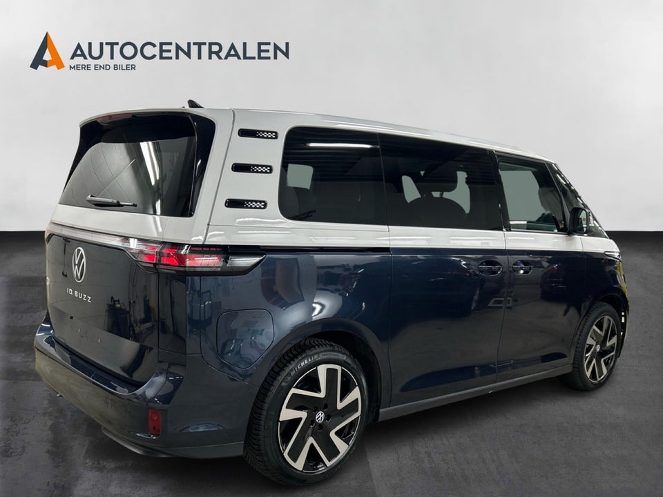 VW ID.Buzz 77 Pro Design SWB 5d