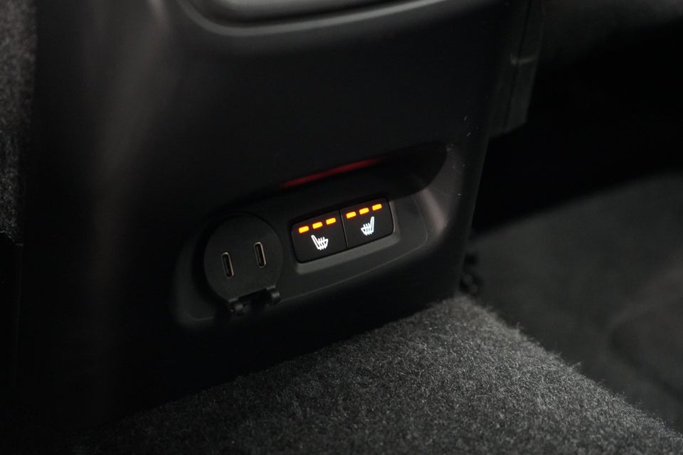 Volvo XC40 P6 ReCharge Plus 5d