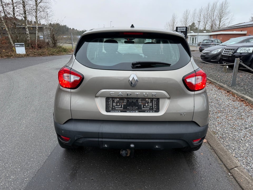 Renault Captur 0,9 TCe 90 Expression 5d