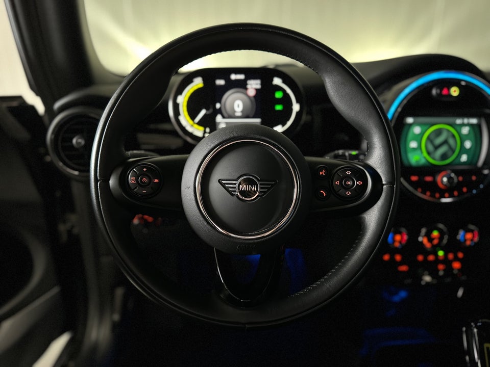 MINI Cooper SE Trim M 3d