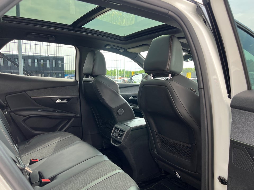 Peugeot 3008 1,6 e-THP 165 GT Line EAT6 5d