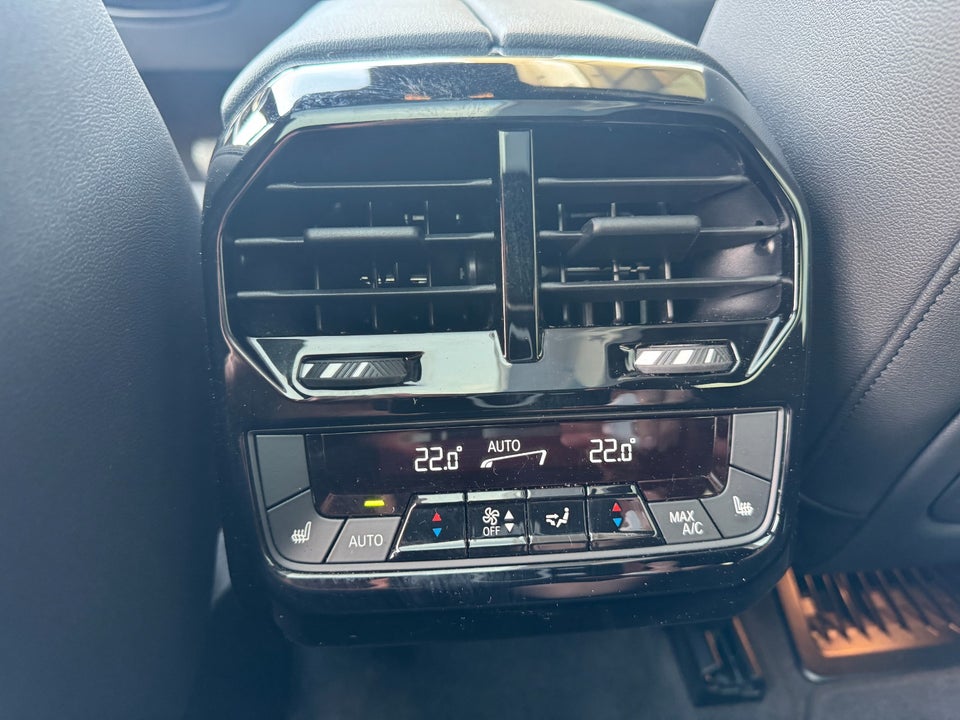 BMW iX xDrive50 Supercharged 5d