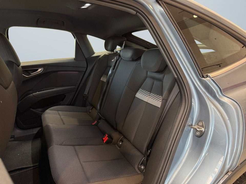 Audi Q4 e-tron 40 Advanced Sportback 5d