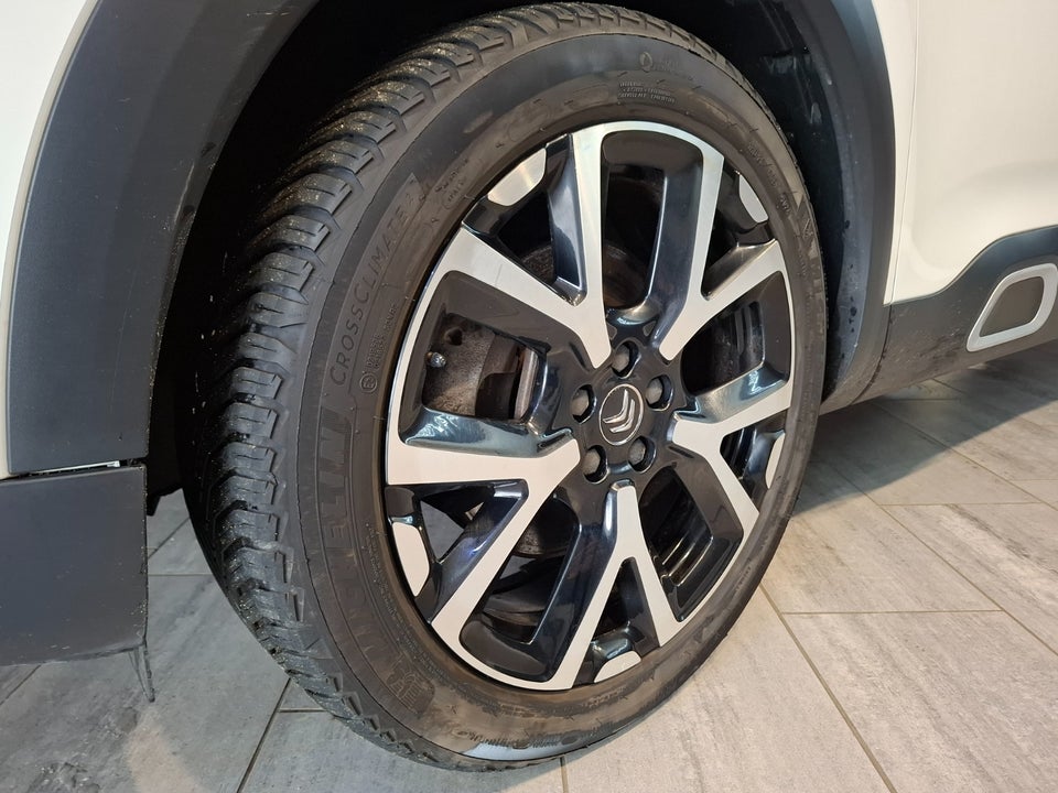 Citroën C5 Aircross 1,6 Hybrid Shine Sport EAT8 5d