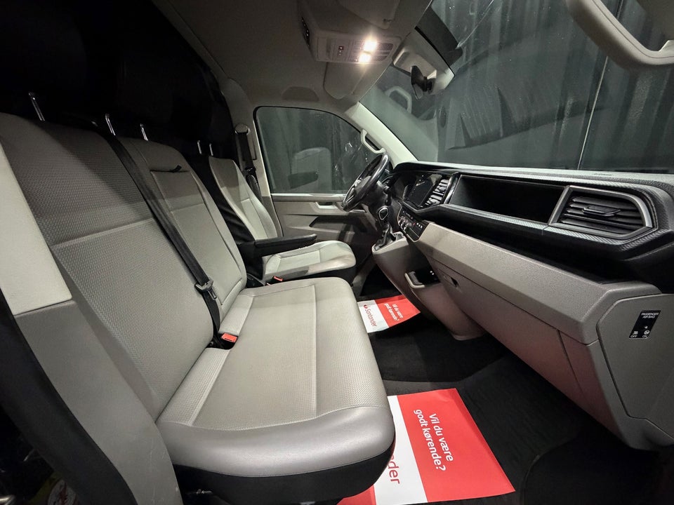 VW Transporter 2,0 TDi 150 Kassevogn DSG lang