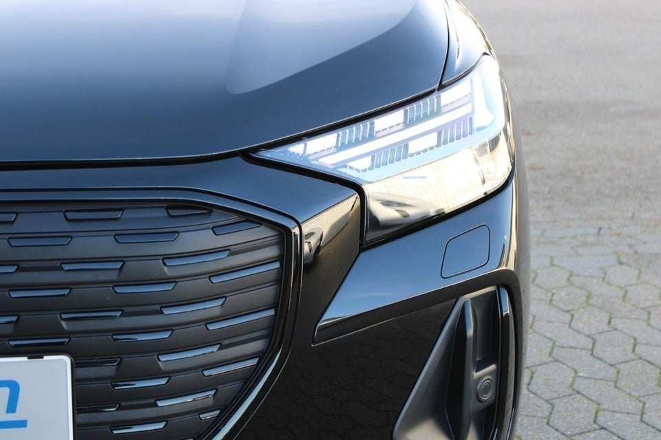 Audi Q4 e-tron 45 S-line 5d