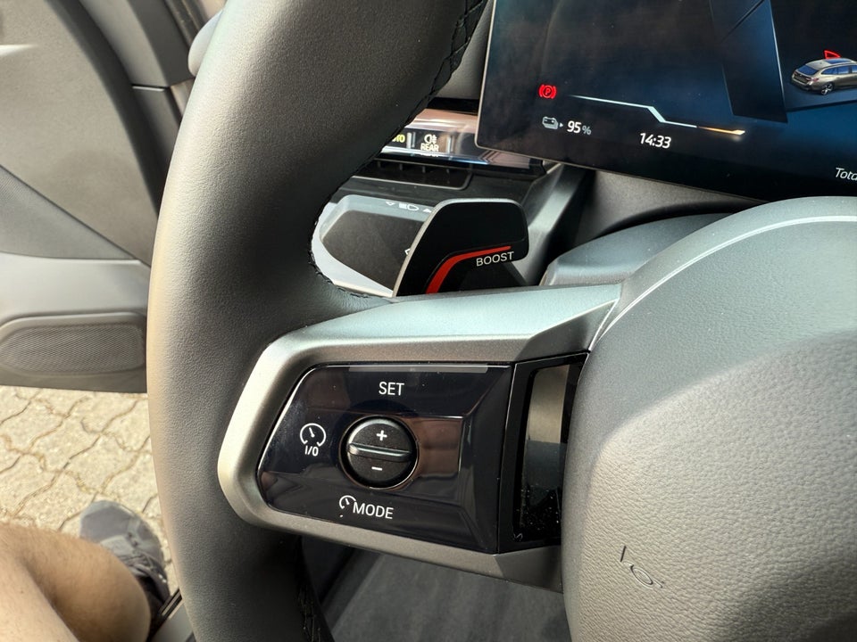 BMW i5 eDrive40 Touring Fully Charged 5d