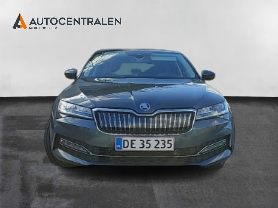 Skoda Superb 1,4 TSi iV Business Executive Combi DSG 5d