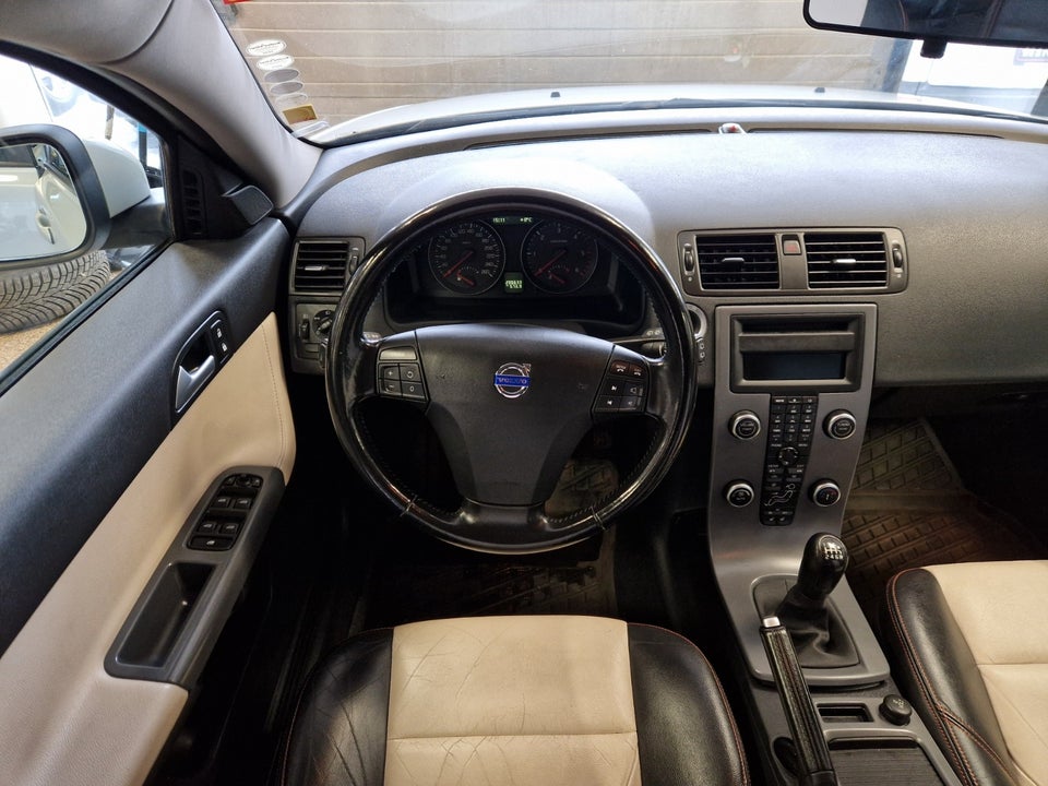 Volvo V50 2,0 D3 150 5d