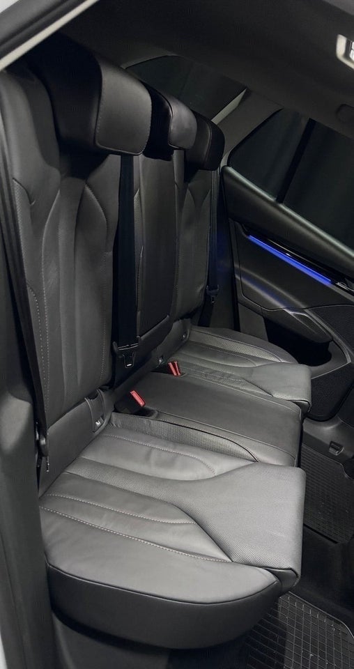 Skoda Enyaq 80 iV Plus Suite 5d