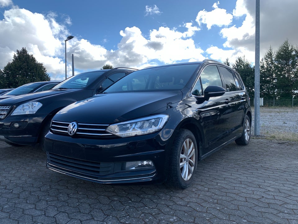 VW Touran 1,4 TSi 150 Highline 7prs 5d