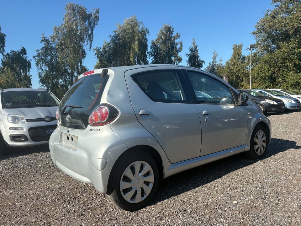 Toyota Aygo 1,0 VVT-i T1 5d