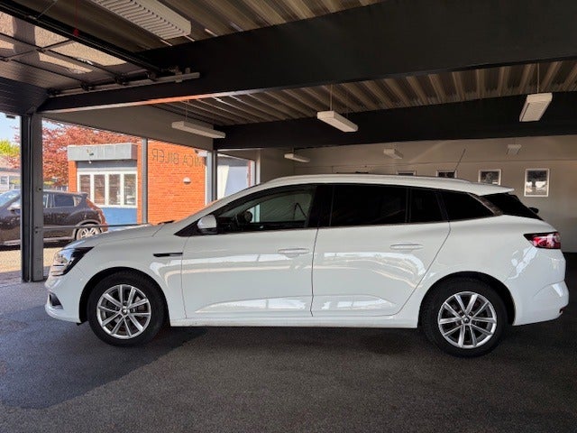 Renault Megane IV 1,2 TCe 100 Life Sport Tourer 5d