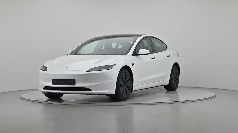 Tesla Model 3 RWD 4d