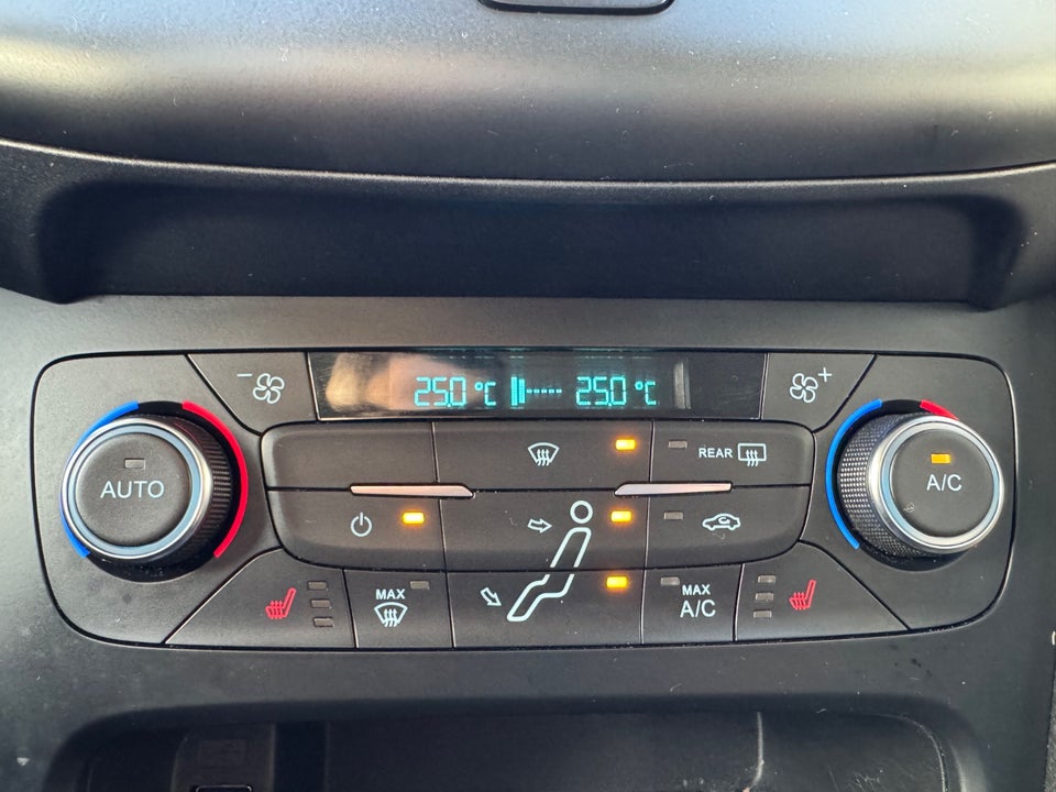 Ford Focus 1,0 SCTi 125 Business stc. aut. 5d