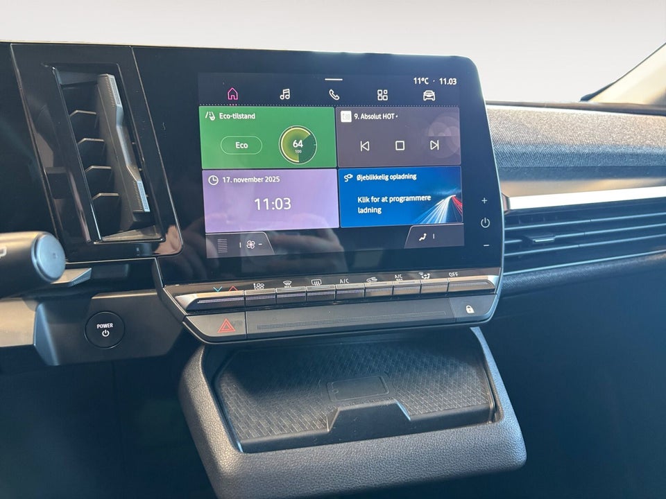 Renault Megane E-Tech 40 Equilibre 5d