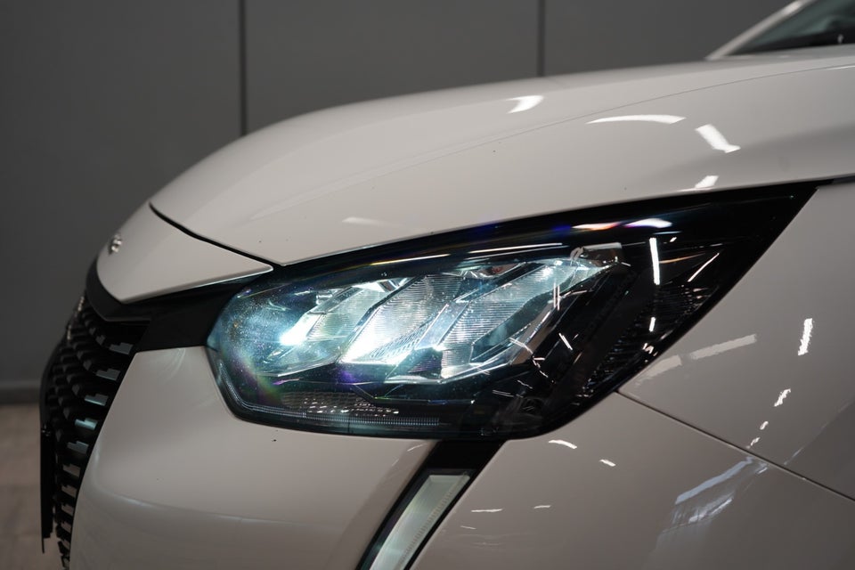 Peugeot 208 1,2 PureTech 100 Edition:210+ 5d