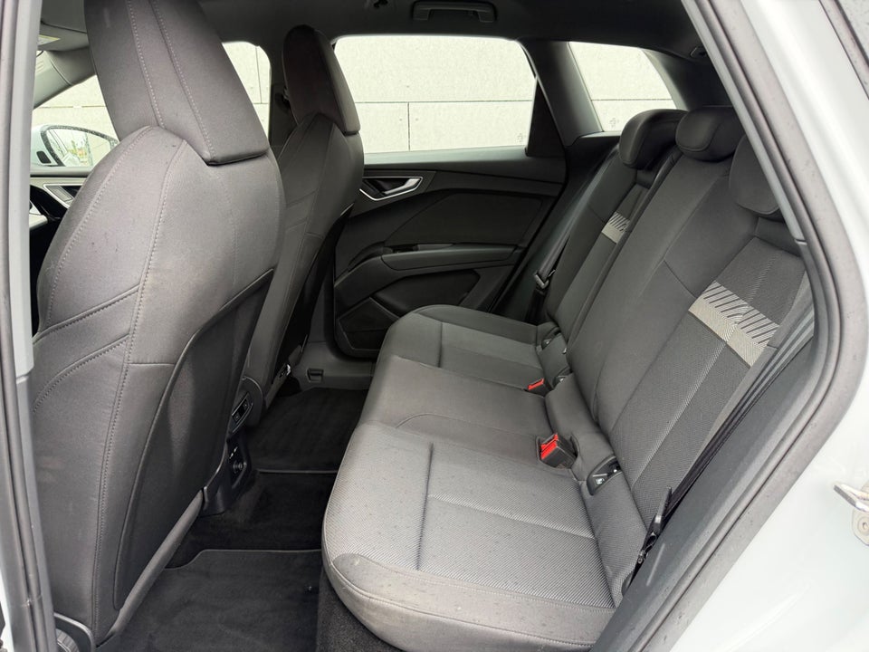 Audi Q4 e-tron 45 Progress 5d