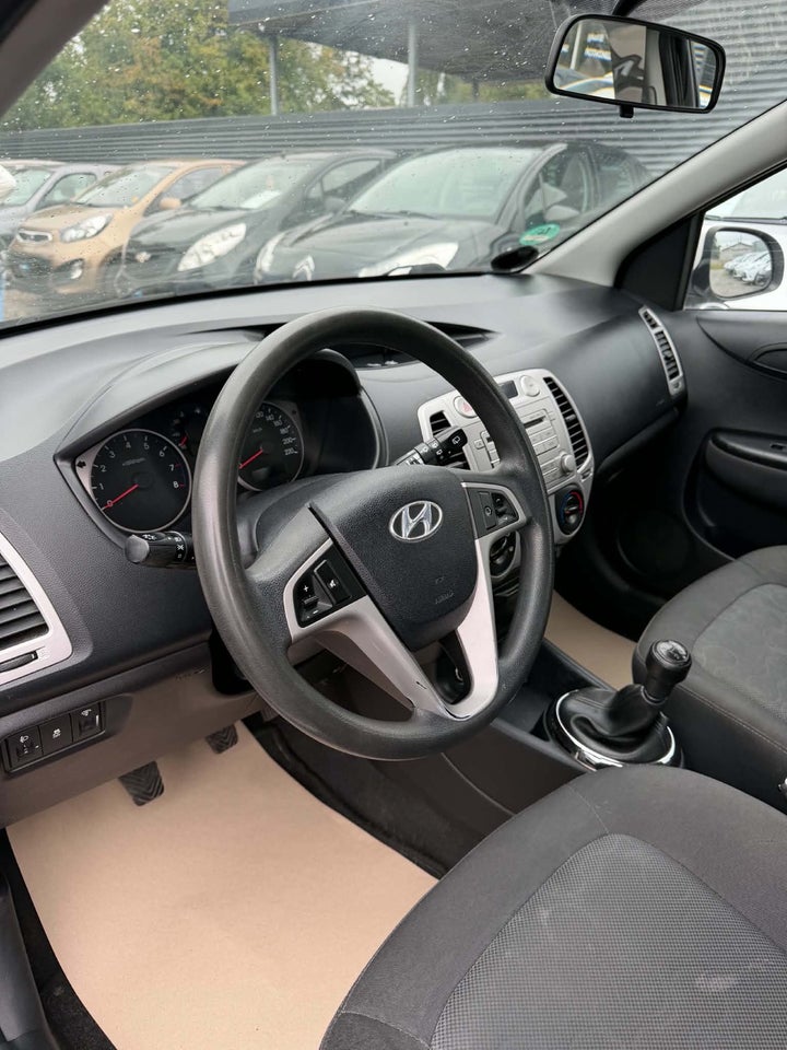 Hyundai i20 1,25 Classic 5d