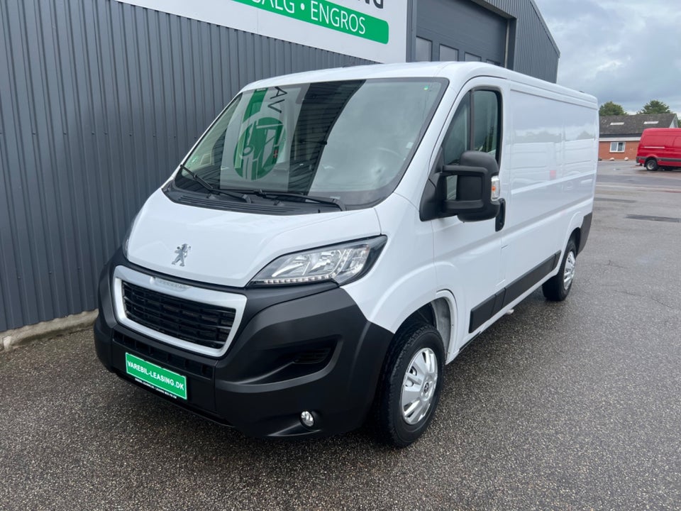 Peugeot Boxer 333 2,2 BlueHDi 165 L2H1 Premium