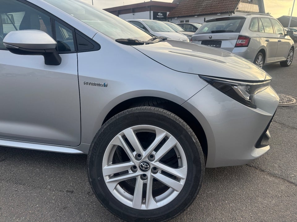 Toyota Corolla 1,8 Hybrid H2 Touring Sports MDS 5d