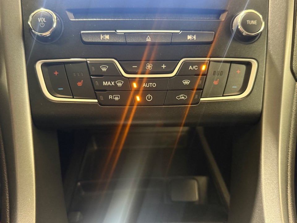 Ford Mondeo 2,0 TDCi 150 Titanium aut. 5d