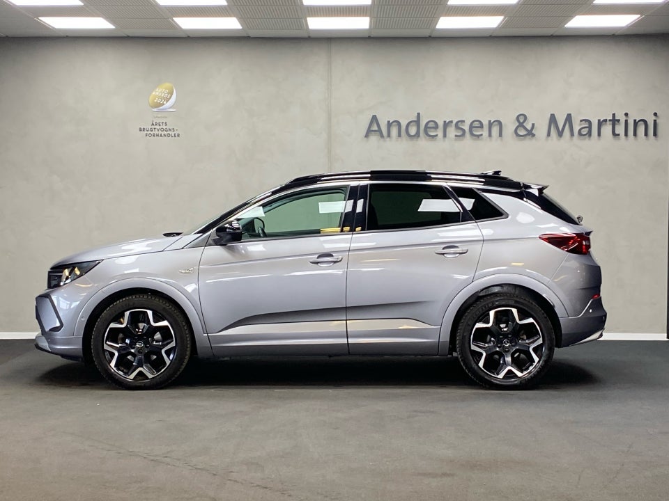 Opel Grandland 1,5 D 130 Elegance aut. 5d