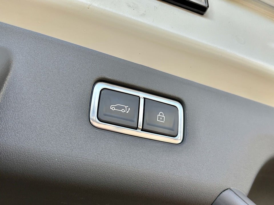 Kia EV9 76 Standard Range Upgrade RWD 7prs 5d