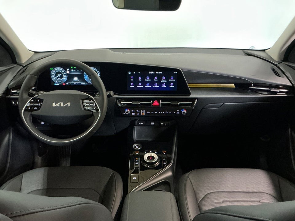Kia Niro 64 EV Upgrade 5d