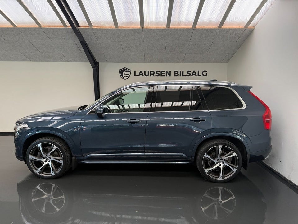 Volvo XC90 2,0 B5 235 Momentum aut. AWD 6prs 5d