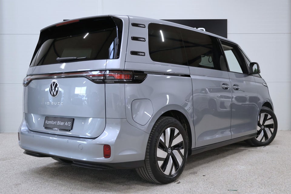 VW ID.Buzz 77 Pro SWB 5d