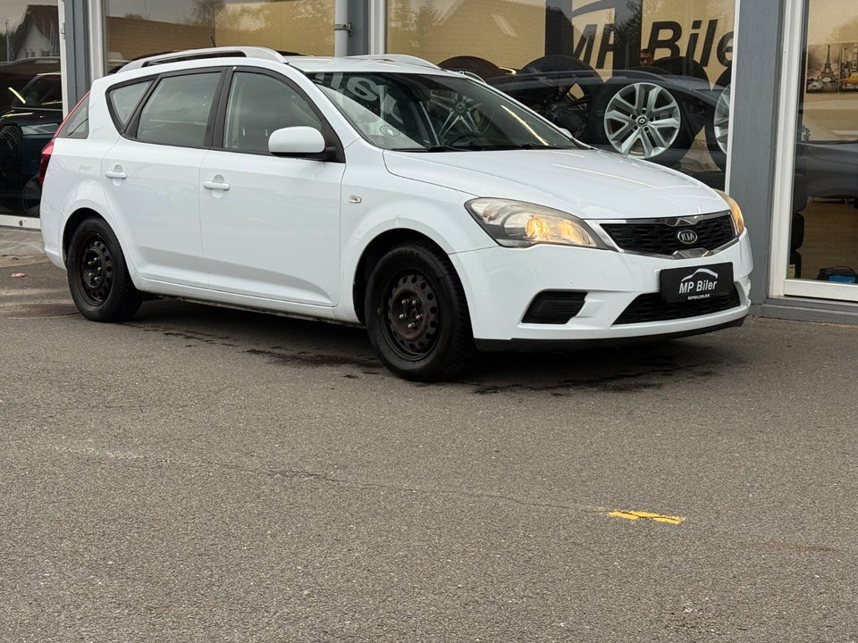 Kia Ceed 1,4 CVVT 105 Motion SW ECO 5d