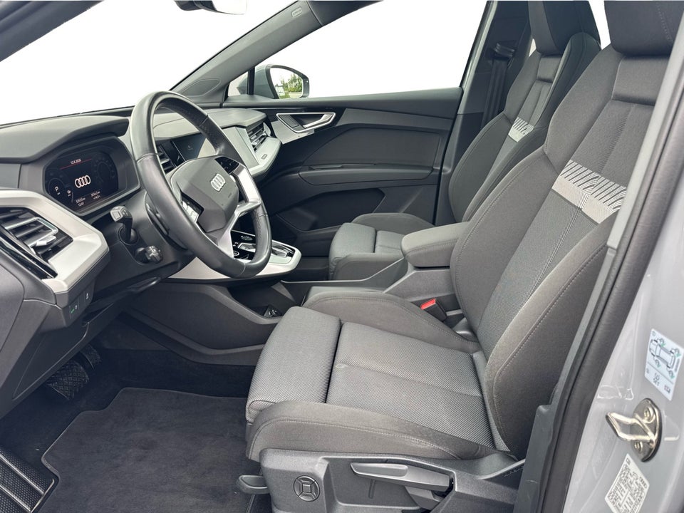 Audi Q4 e-tron 40  5d