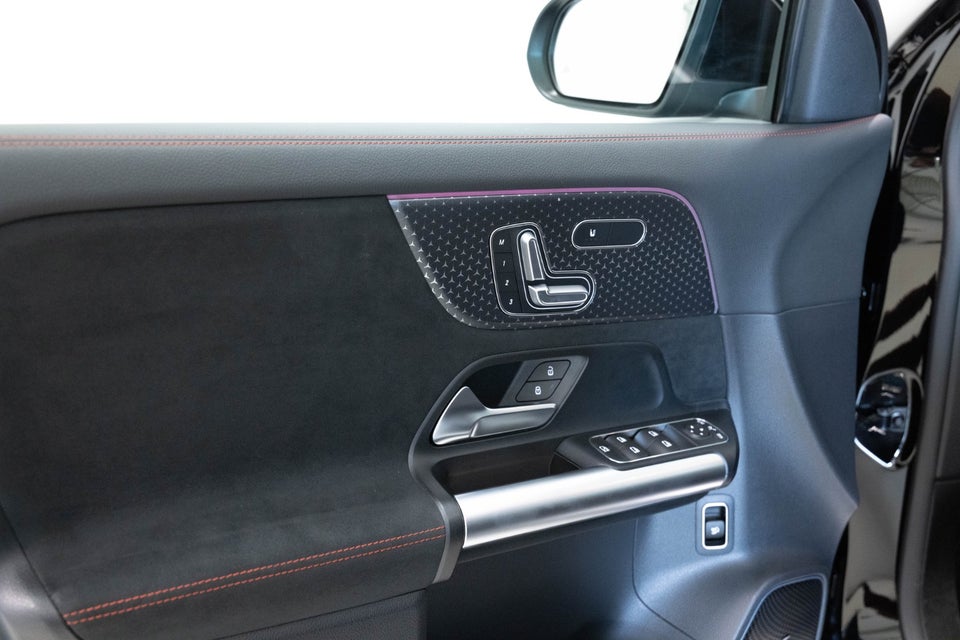 Mercedes EQA350 AMG Premium 4Matic 5d